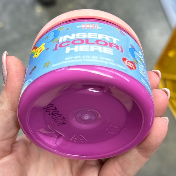 Insert (Color) Here Semi Permanent Conditioning hair color - Picture 4 of 4